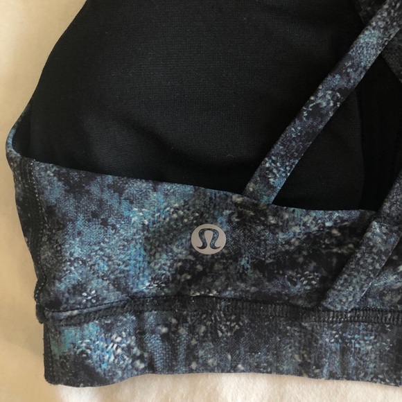 lululemon Energy Bra (Nulux) - Picture 7 of 8